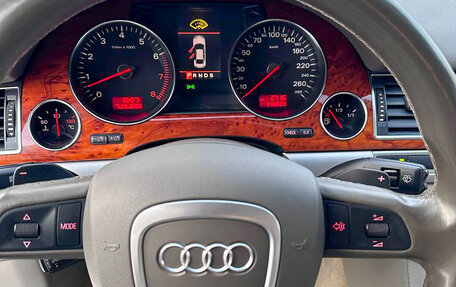 Audi A8, 2004 год, 1 250 000 рублей, 17 фотография