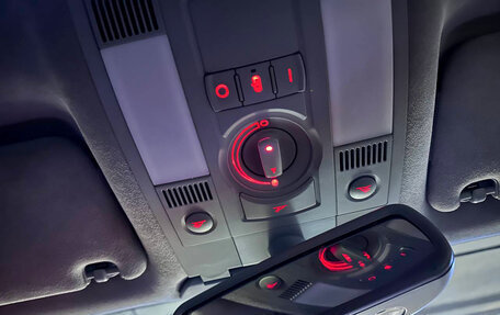 Audi A8, 2004 год, 1 250 000 рублей, 33 фотография