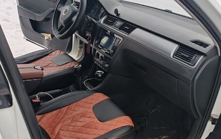 Skoda Rapid I, 2017 год, 695 000 рублей, 8 фотография