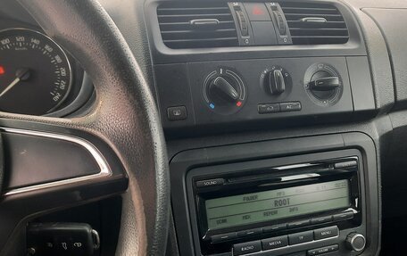 Skoda Fabia II, 2014 год, 605 000 рублей, 3 фотография