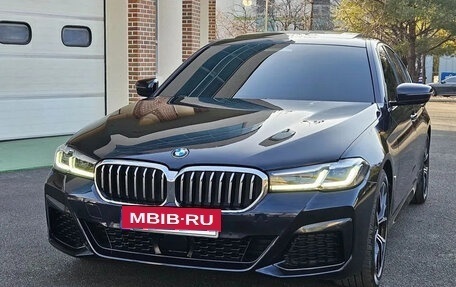 BMW 5 серия, 2022 год, 6 400 000 рублей, 3 фотография