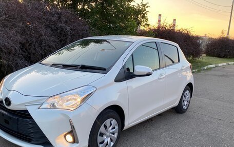Toyota Vitz, 2019 год, 1 100 000 рублей, 3 фотография