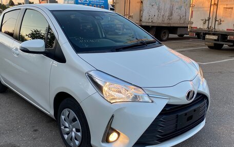 Toyota Vitz, 2019 год, 1 100 000 рублей, 5 фотография