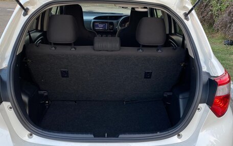 Toyota Vitz, 2019 год, 1 100 000 рублей, 6 фотография