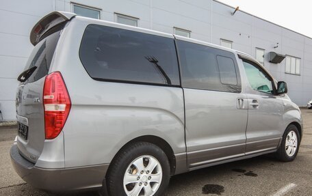 Hyundai Grand Starex Grand Starex I рестайлинг 2, 2011 год, 1 249 000 рублей, 3 фотография