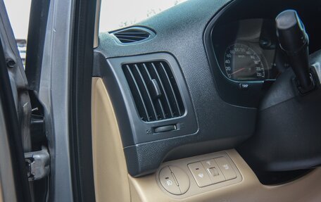 Hyundai Grand Starex Grand Starex I рестайлинг 2, 2011 год, 1 249 000 рублей, 14 фотография