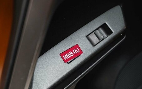 Toyota RAV4, 2016 год, 1 990 000 рублей, 9 фотография