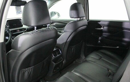 Hyundai Santa Fe IV, 2018 год, 2 390 000 рублей, 16 фотография