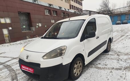 Peugeot Partner II рестайлинг 2, 2013 год, 450 000 рублей, 1 фотография