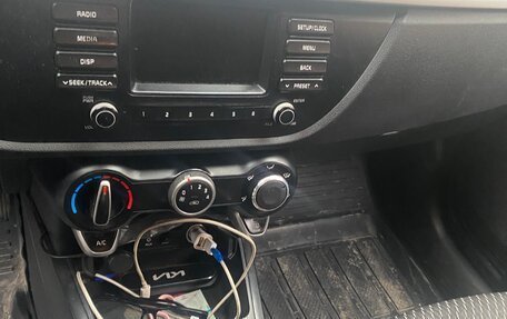 KIA Rio IV, 2017 год, 1 150 000 рублей, 3 фотография