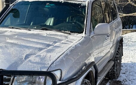 Toyota Land Cruiser 100 рестайлинг 2, 1999 год, 2 600 000 рублей, 9 фотография