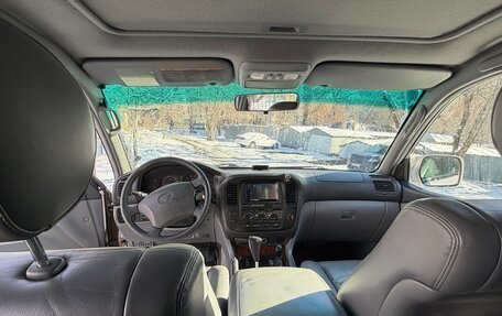 Toyota Land Cruiser 100 рестайлинг 2, 1999 год, 2 600 000 рублей, 12 фотография