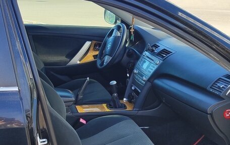 Toyota Camry, 2006 год, 850 000 рублей, 6 фотография