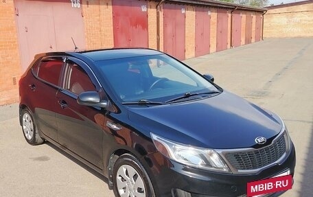 KIA Rio III рестайлинг, 2013 год, 700 000 рублей, 3 фотография