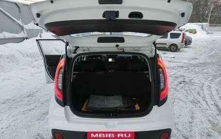 KIA Soul II рестайлинг, 2017 год, 1 330 000 рублей, 19 фотография