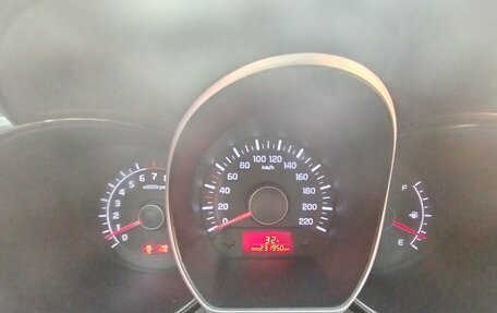 KIA Rio III рестайлинг, 2013 год, 700 000 рублей, 16 фотография