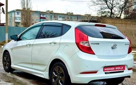 Hyundai Solaris II рестайлинг, 2015 год, 695 000 рублей, 6 фотография