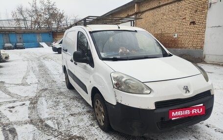 Peugeot Partner II рестайлинг 2, 2013 год, 450 000 рублей, 2 фотография