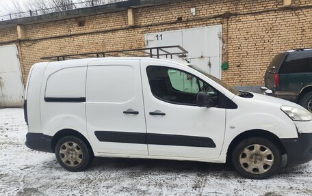 Peugeot Partner II рестайлинг 2, 2013 год, 450 000 рублей, 4 фотография