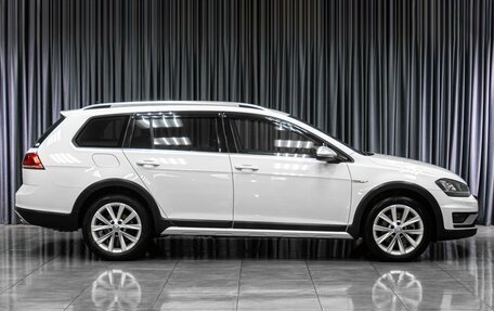 Volkswagen Golf VII, 2017 год, 1 924 000 рублей, 5 фотография