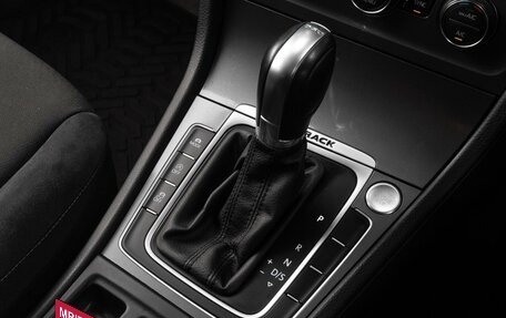 Volkswagen Golf VII, 2017 год, 1 924 000 рублей, 17 фотография