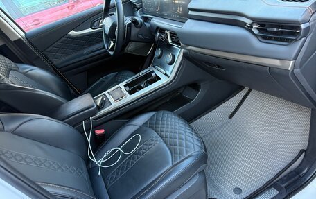 CheryExeed TXL, 2022 год, 2 400 000 рублей, 10 фотография