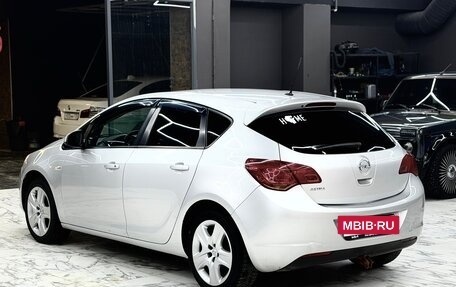 Opel Astra J, 2010 год, 450 000 рублей, 6 фотография