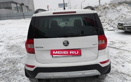 Skoda Yeti I рестайлинг, 2014 год, 1 100 000 рублей, 6 фотография