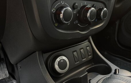 Renault Duster I рестайлинг, 2015 год, 899 000 рублей, 20 фотография