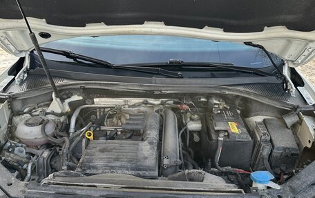 Volkswagen Tiguan II, 2019 год, 2 100 000 рублей, 5 фотография