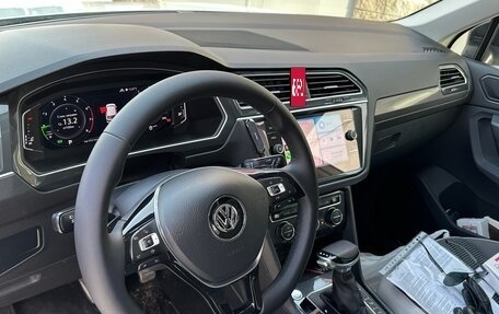 Volkswagen Tiguan II, 2019 год, 2 100 000 рублей, 8 фотография