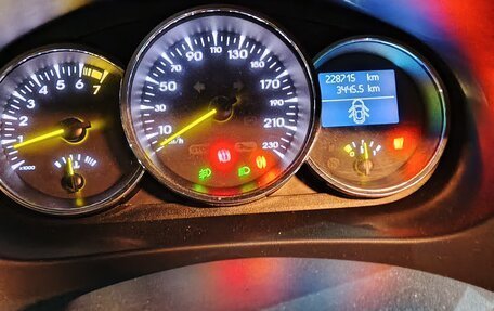 Renault Fluence I, 2012 год, 850 000 рублей, 6 фотография