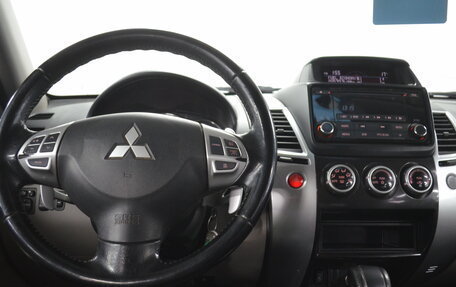 Mitsubishi Pajero Sport II рестайлинг, 2014 год, 1 450 000 рублей, 18 фотография