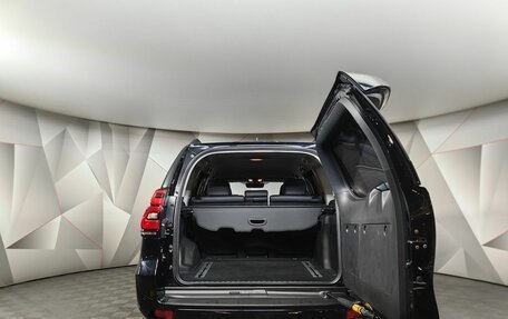 Toyota Land Cruiser Prado 150 рестайлинг 2, 2018 год, 5 400 000 рублей, 12 фотография