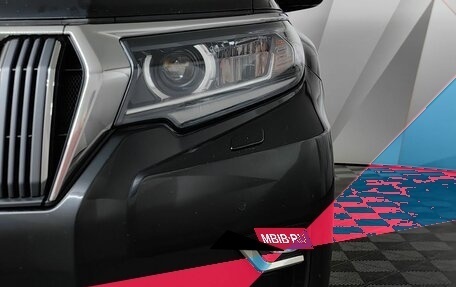 Toyota Land Cruiser Prado 150 рестайлинг 2, 2018 год, 5 400 000 рублей, 10 фотография