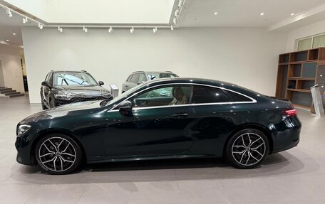 Mercedes-Benz E-Класс, 2020 год, 4 450 000 рублей, 5 фотография