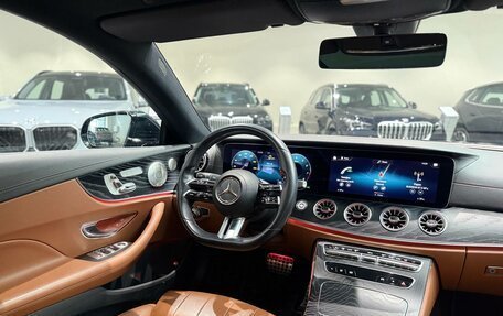 Mercedes-Benz E-Класс, 2020 год, 4 450 000 рублей, 12 фотография