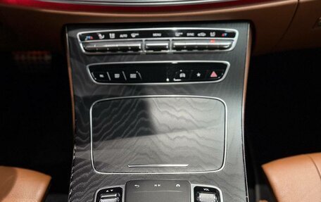 Mercedes-Benz E-Класс, 2020 год, 4 450 000 рублей, 26 фотография