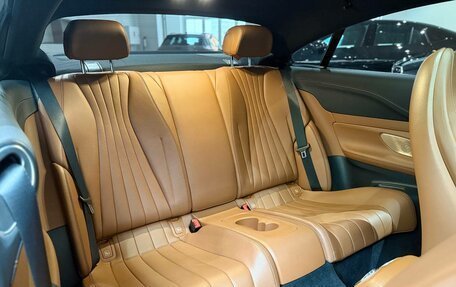 Mercedes-Benz E-Класс, 2020 год, 4 450 000 рублей, 28 фотография