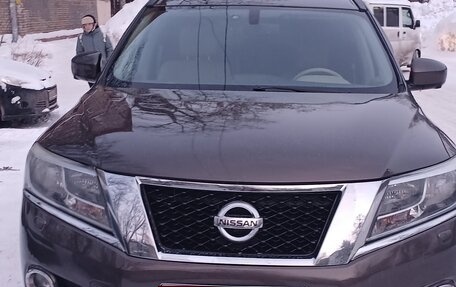 Nissan Pathfinder, 2014 год, 1 650 000 рублей, 1 фотография