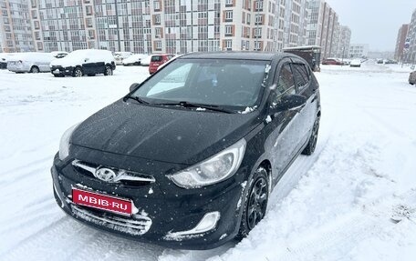 Hyundai Solaris II рестайлинг, 2013 год, 570 000 рублей, 1 фотография