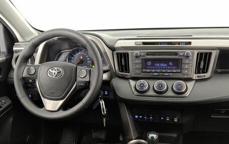 Toyota RAV4, 2014 год, 1 490 000 рублей, 8 фотография