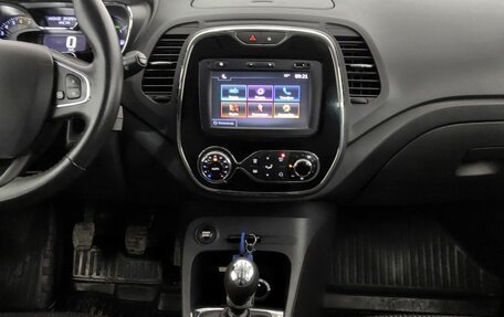 Renault Kaptur I рестайлинг, 2016 год, 1 350 000 рублей, 16 фотография