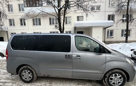 Hyundai Grand Starex Grand Starex I рестайлинг 2, 2010 год, 1 250 000 рублей, 5 фотография