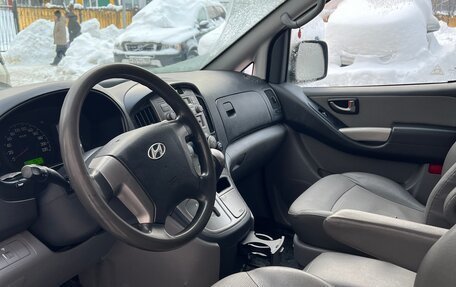 Hyundai Grand Starex Grand Starex I рестайлинг 2, 2010 год, 1 250 000 рублей, 8 фотография