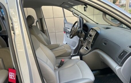 Hyundai Grand Starex Grand Starex I рестайлинг 2, 2010 год, 1 250 000 рублей, 12 фотография