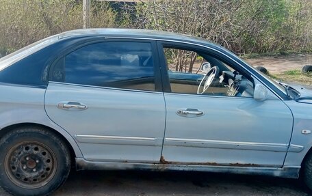 KIA Magentis I, 2003 год, 150 000 рублей, 5 фотография