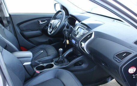 Hyundai ix35 I рестайлинг, 2011 год, 1 150 000 рублей, 10 фотография