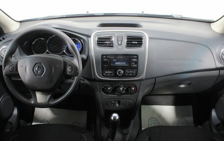 Renault Sandero II рестайлинг, 2016 год, 975 000 рублей, 9 фотография