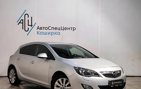 Opel Astra J, 2010 год, 829 000 рублей, 2 фотография
